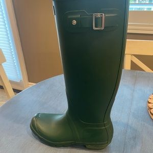 HUNTER women's size 9 original call.